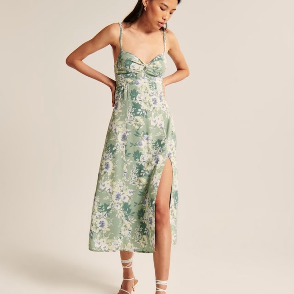 NWT Abercrombie & Fitch Twist Front Midi Dress. Size Small Petite. Brand new!!